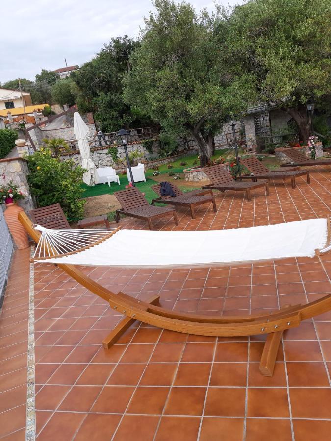 B&B Incanto Del Mare 팔리누로 외부 사진